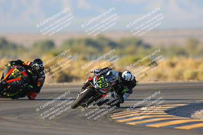 media/Nov-19-2023-CVMA (Sun) [[1f3d1b7ccb]]/Race 17 Amateur Supersport Middleweight/